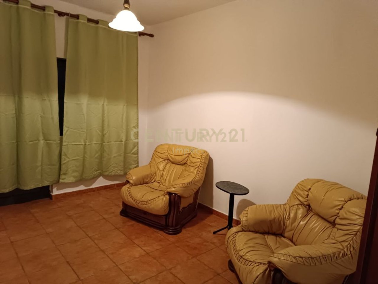 FOR RENT 4+1 APARTMENT FOR LIVING, IN KINOSTUDIO!