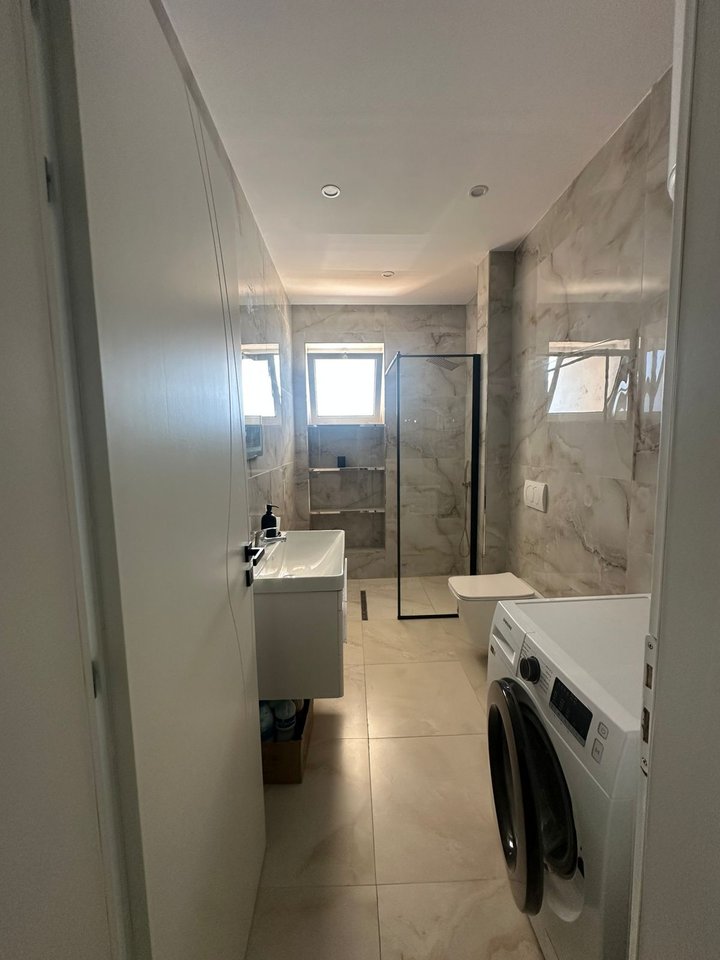 APARTAMENT 1+1 PER QERA,PRANE PORTIT!