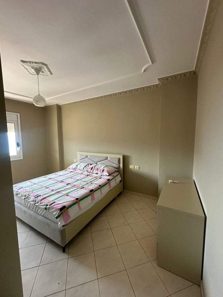 APARTAMENT 1+1 PER QERA,PRANE PORTIT!