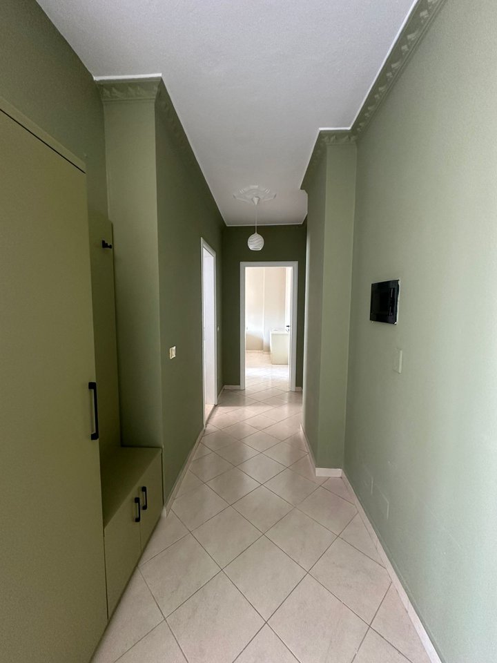 APARTAMENT 1+1 PER QERA,PRANE PORTIT!