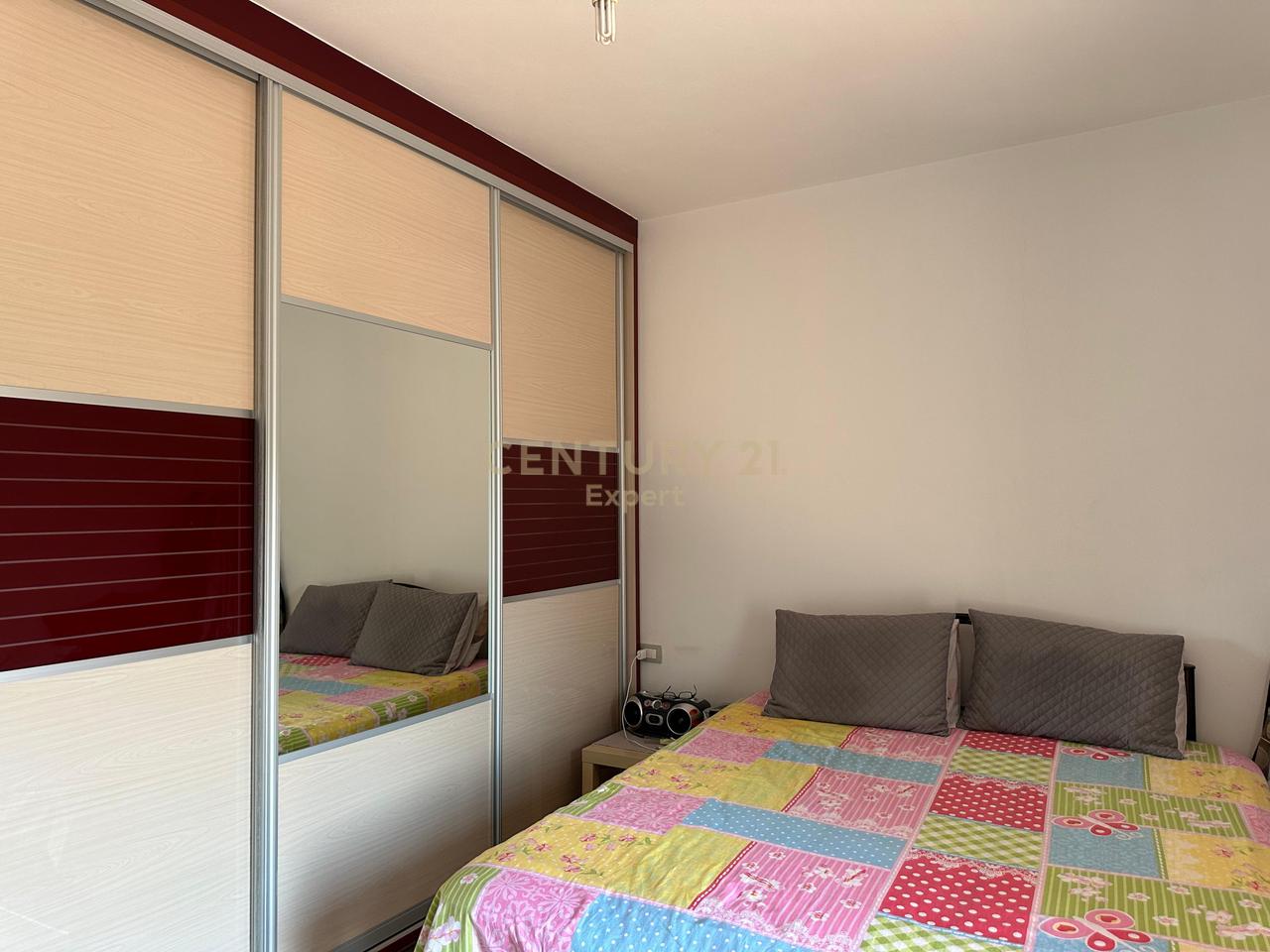 Apartament 2+1 Me Qira në Vlorë