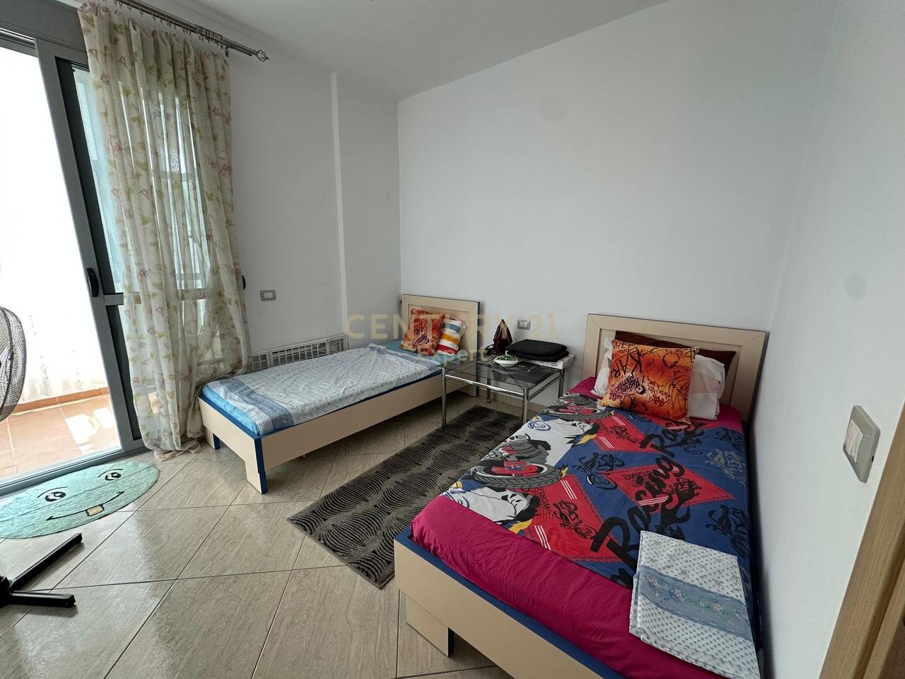 Apartament 2+1 Me Qira në Vlorë