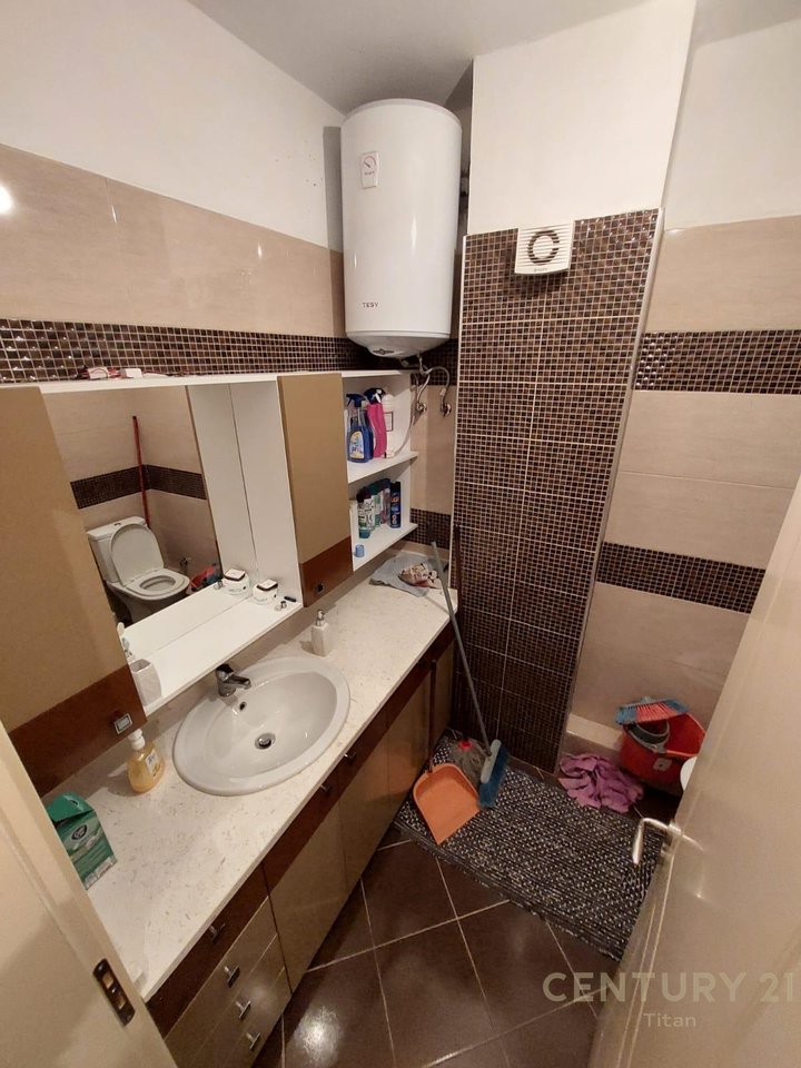 APPARTAMENTO 2+1+2+1 CON BALCONE IN VENDITA A ASTIR!