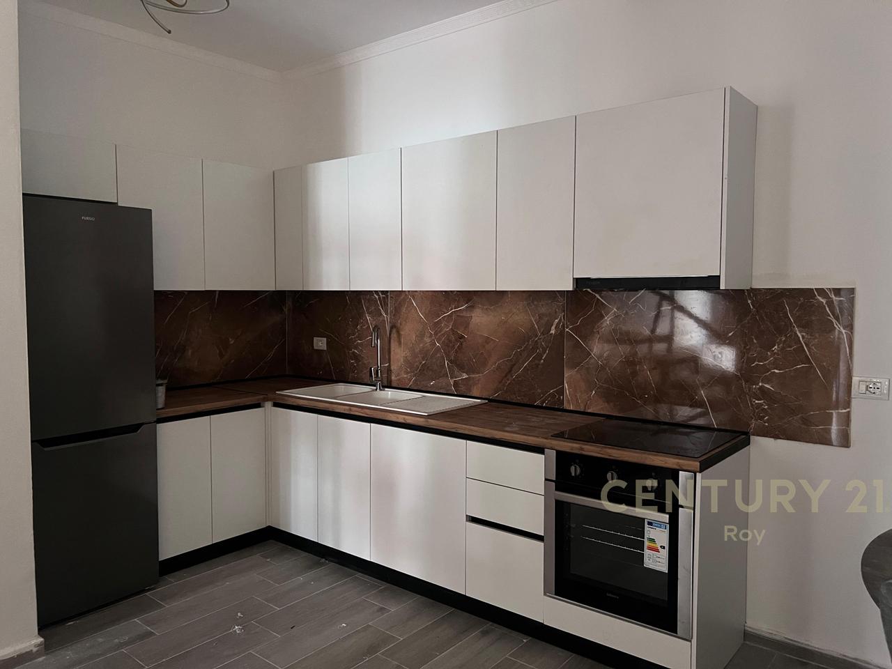 Apartament 1+1 Për Shitje në Plazh Iliria, Durrës  me oborr, vetem 30m nga deti - 89,000€ | 63.47 m²