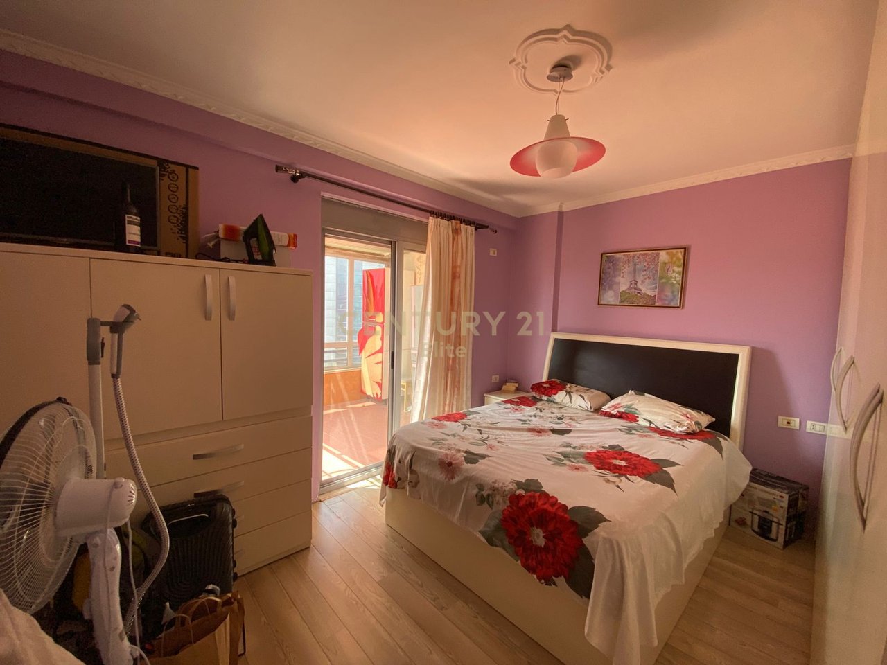 Shitet, Apartament 1+1+Verande, Prane spitalit HYGEA