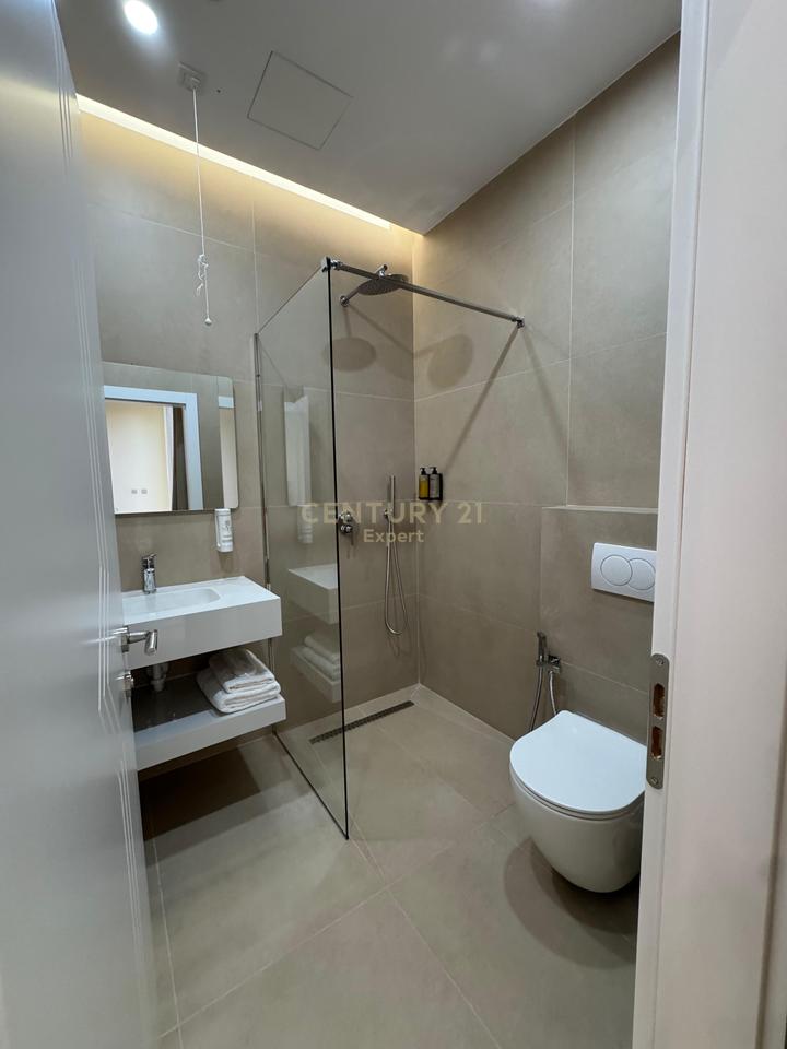 HOTEL FOR RENT ON ELBASAN STREET!