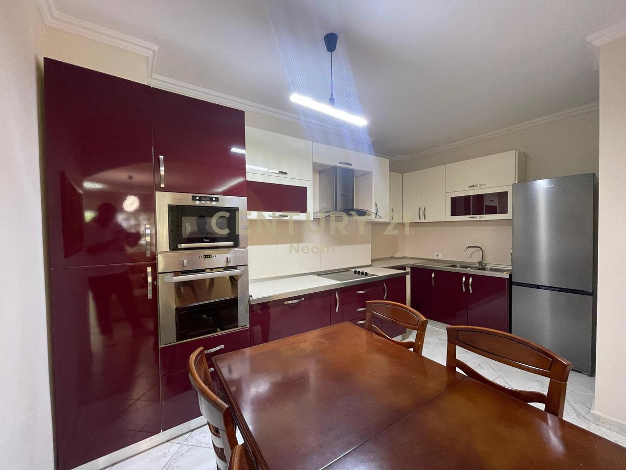 JEPET ME QIRA APARTAMENT 2+1+2 LIQENI I THATE!