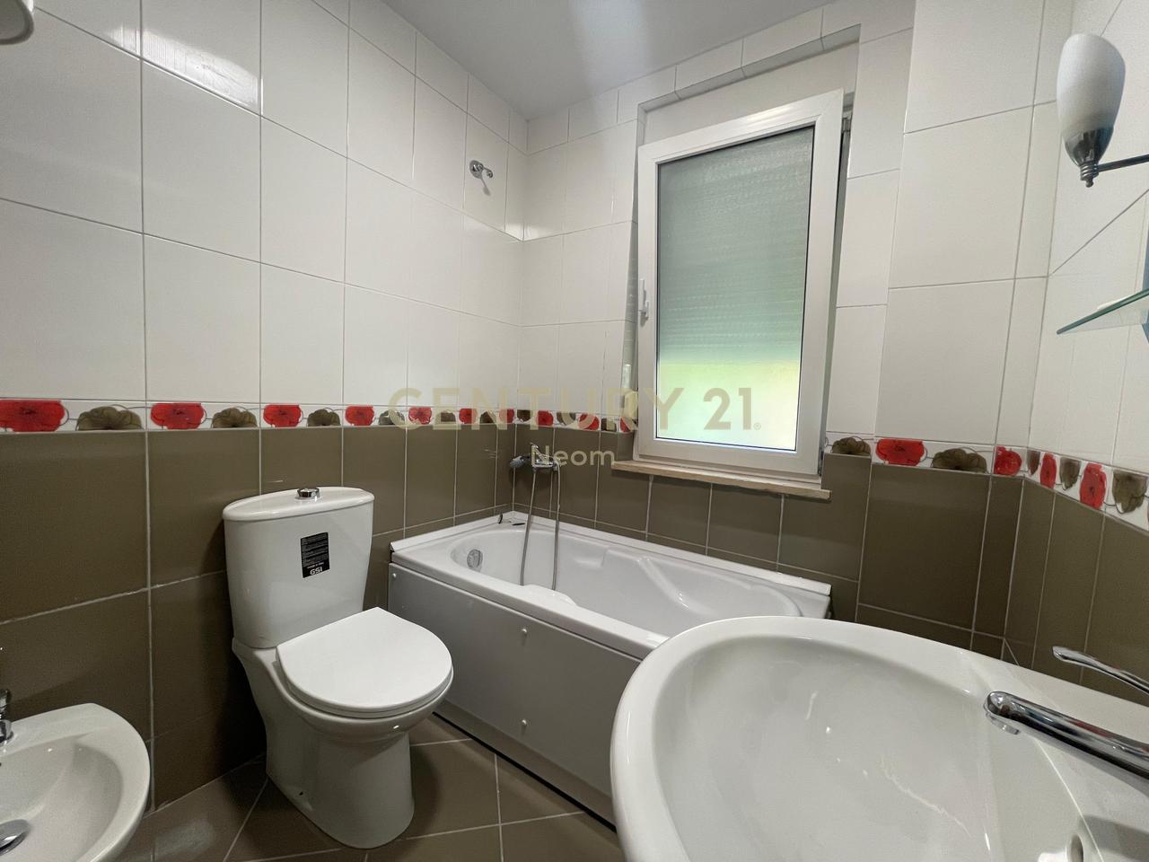 JEPET ME QIRA APARTAMENT 2+1+2 LIQENI I THATE!