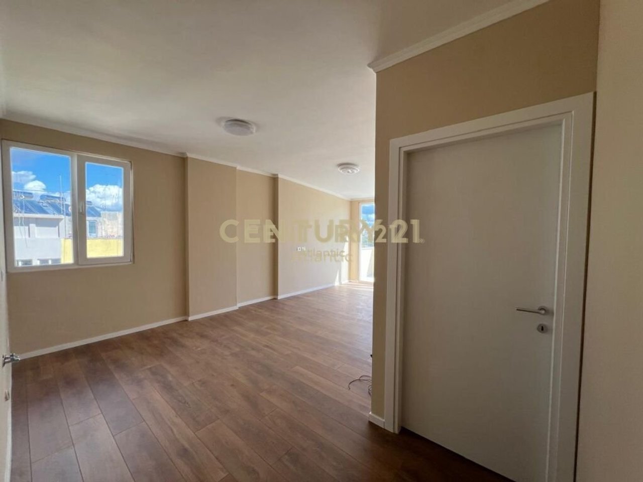 2+1 APARTMENT FOR SALE IN ILIRIA BEACH, DURRES!