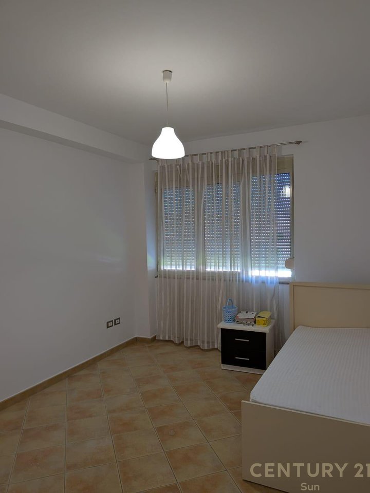 3+1 APARTMENT FOR SALE NEAR DURRES STADIUM!