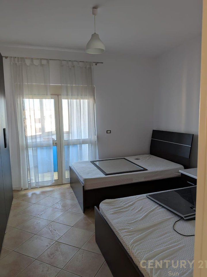 3+1 APARTMENT FOR SALE NEAR DURRES STADIUM!
