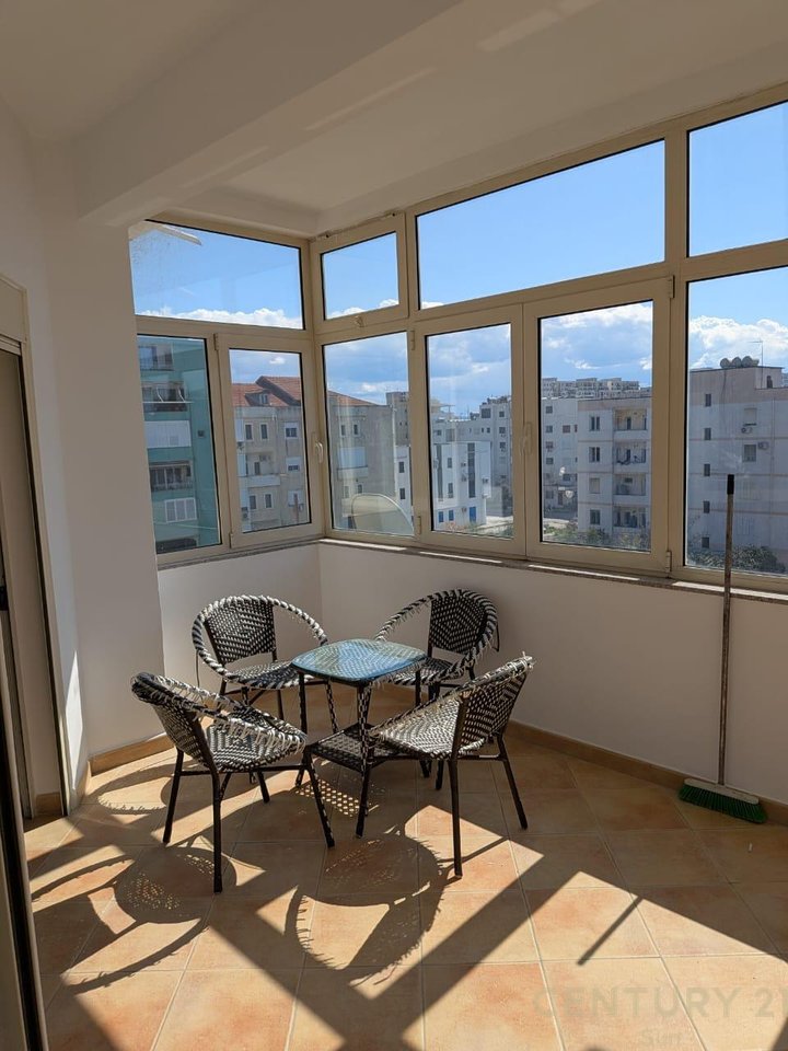 3+1 APARTMENT FOR SALE NEAR DURRES STADIUM!