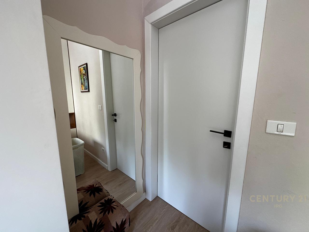 Apartamente 2+1 i investuar me qera tek Rruga e Durresit!