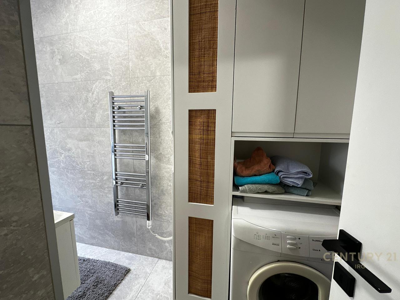 Apartamente 2+1 i investuar me qera tek Rruga e Durresit!