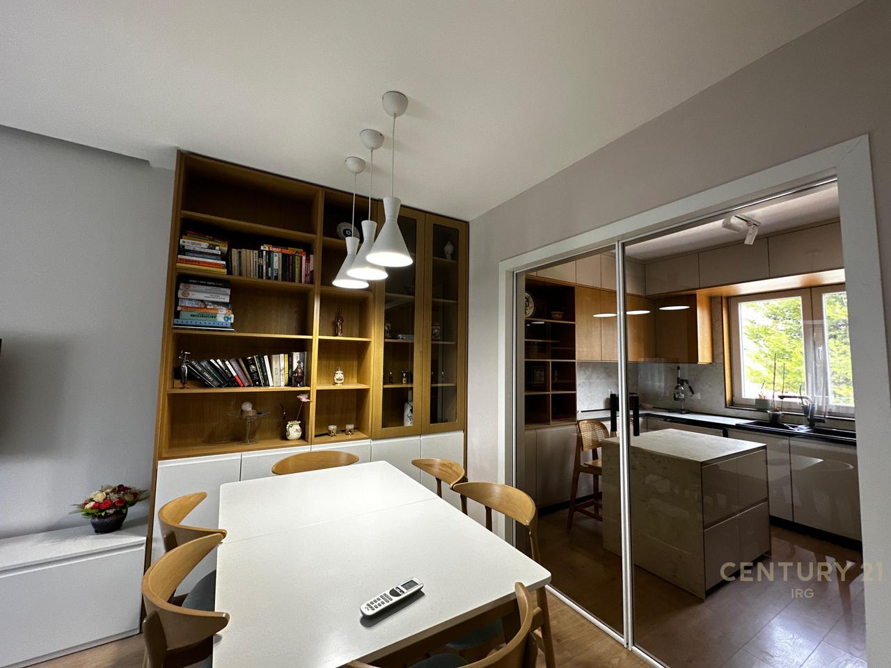 Apartamente 2+1 i investuar me qera tek Rruga e Durresit!