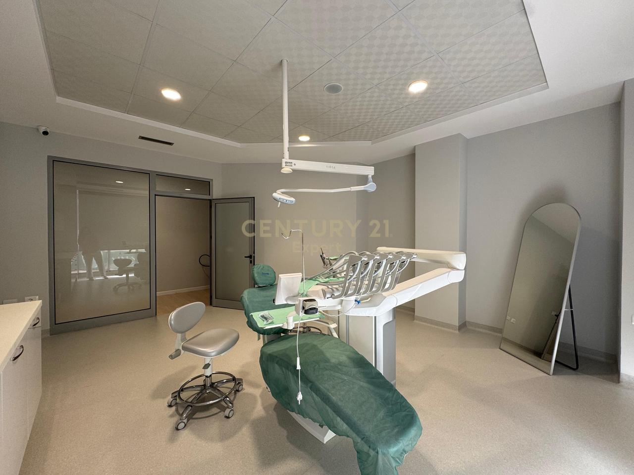 DENTAL CLINIC BUSINESS FOR SALE WITH 280m2!!
