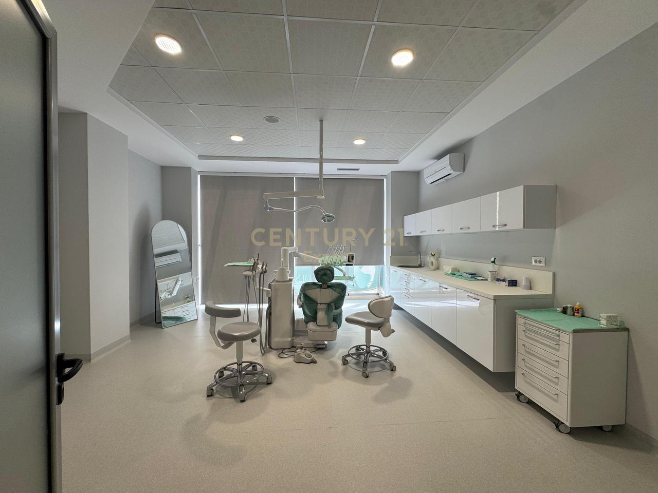DENTAL CLINIC BUSINESS FOR SALE WITH 280m2!!