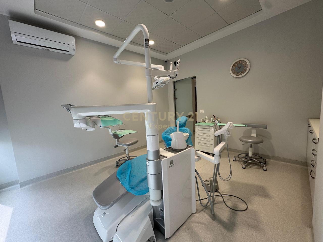 DENTAL CLINIC BUSINESS FOR SALE WITH 280m2!!