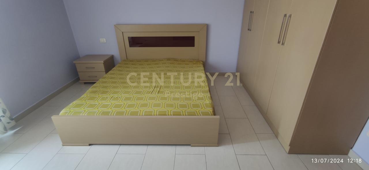 APARTAMENT 2+1+2 ME QIRA, PRANE QYTET STUDENTIT, TIRANE!