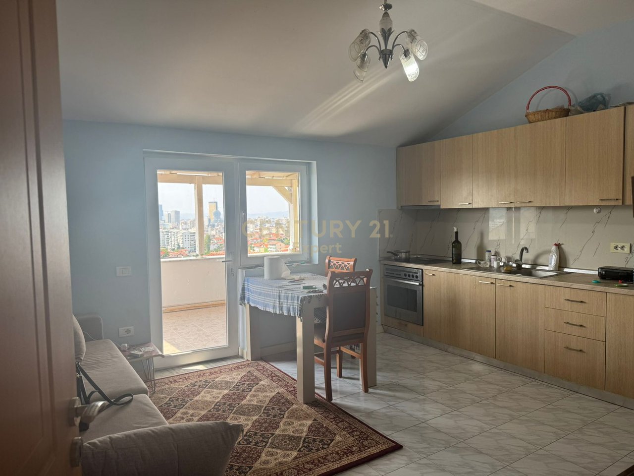 Apartament 1+1 me Qira në Rrugën Pjeter Budi
