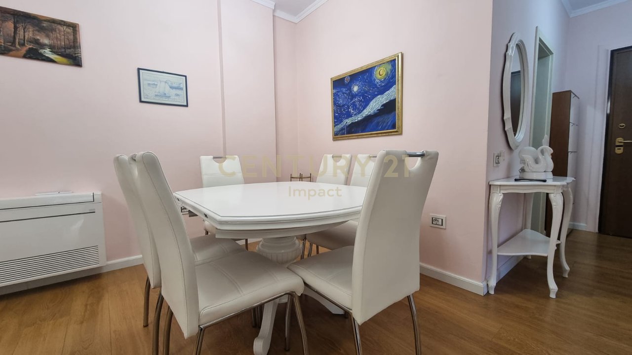 Apartament 2+1 Me Qira në Rrugën Mihal Grameno, Tiranë - 700€!