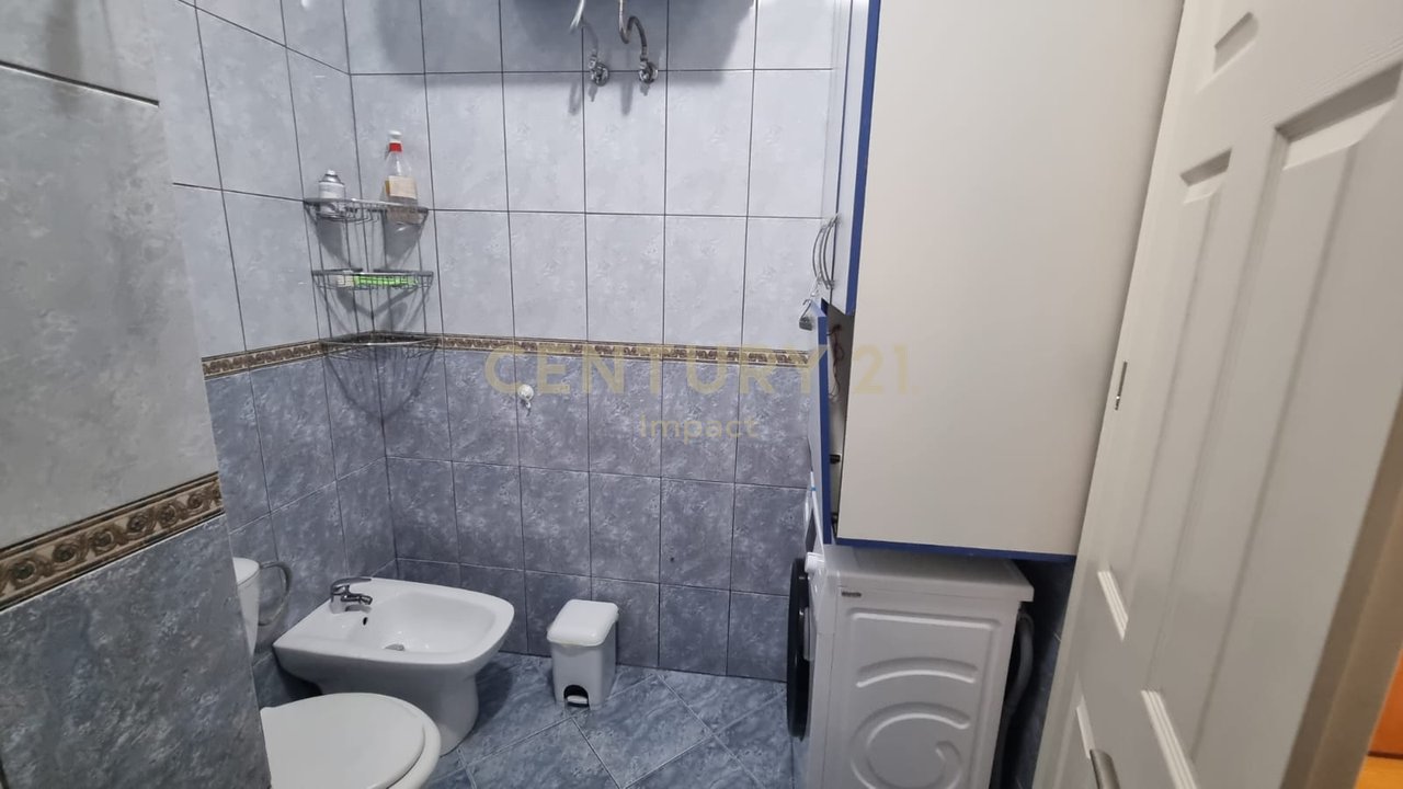 Apartament 2+1 Me Qira në Rrugën Mihal Grameno, Tiranë - 700€!