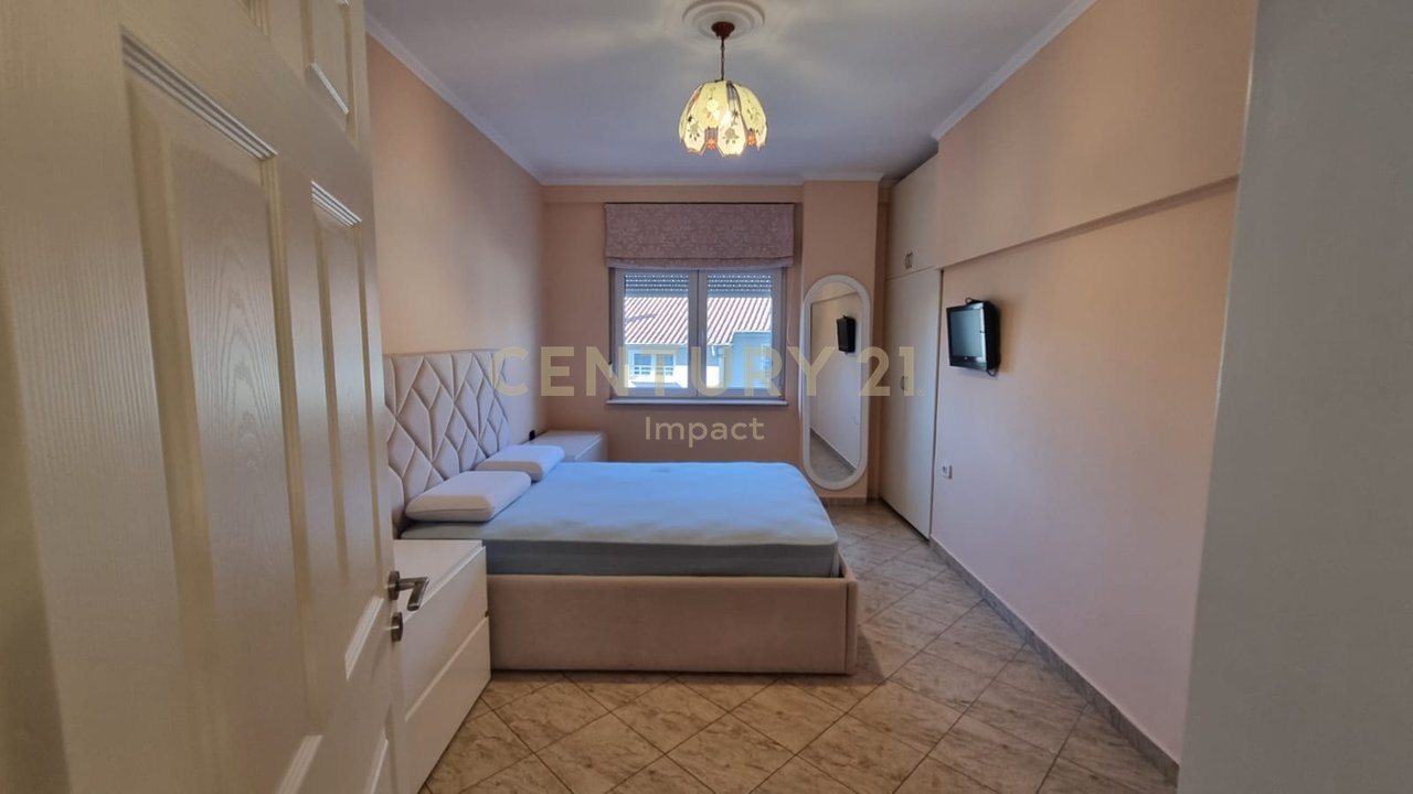 Apartament 2+1 Me Qira në Rrugën Mihal Grameno, Tiranë - 700€!