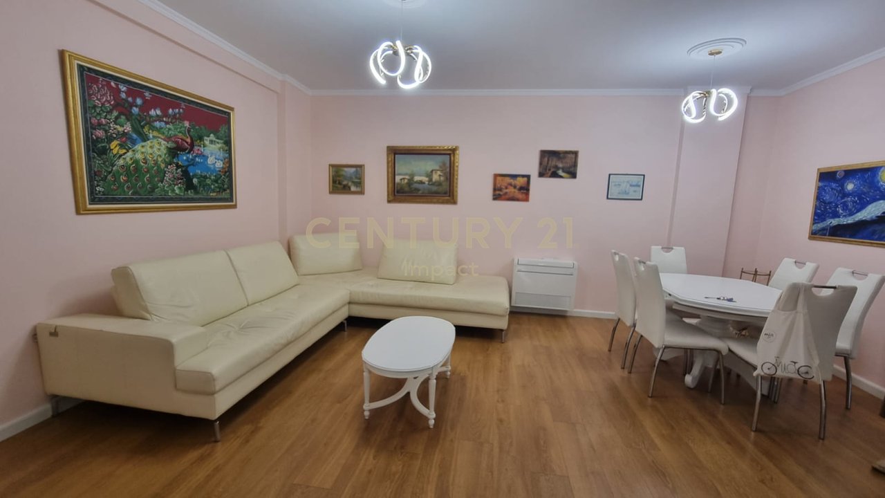 Apartament 2+1 Me Qira në Rrugën Mihal Grameno, Tiranë - 700€!