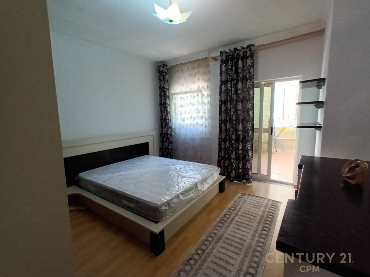 SHESIM APARTAMENT 2+1ME KUZHINE TE VECUAR TEK KOMUNA E PARISIT!