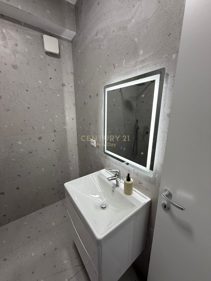 APARTMENT 1+1 + STORAGE + GARAGE FOR SALE NEAR KAVAJË ROCK!