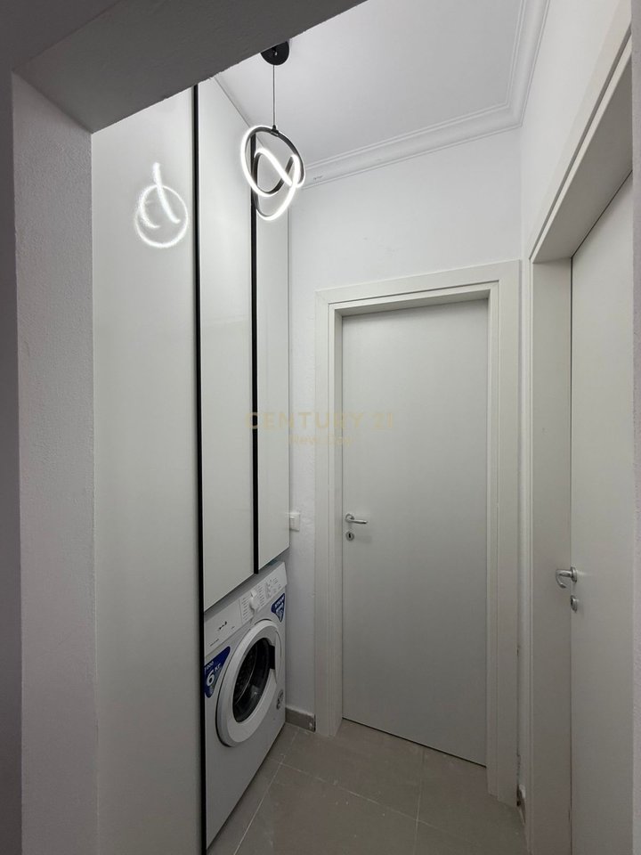 APARTMENT 1+1 + STORAGE + GARAGE FOR SALE NEAR KAVAJË ROCK!