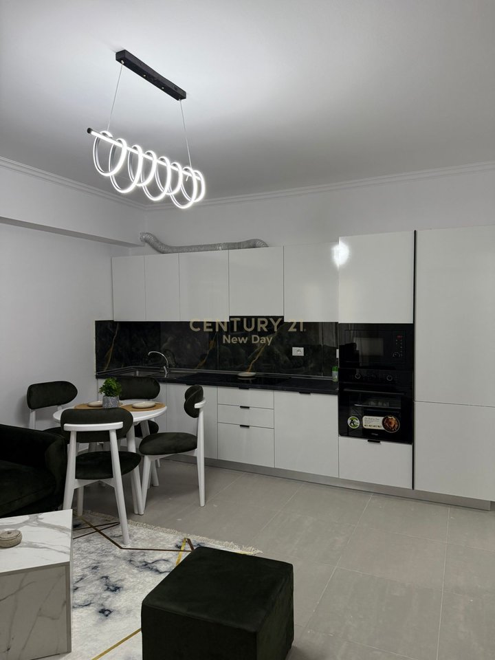 APARTMENT 1+1 + STORAGE + GARAGE FOR SALE NEAR KAVAJË ROCK!