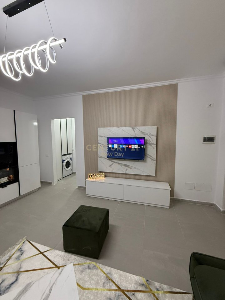 APARTMENT 1+1 + STORAGE + GARAGE FOR SALE NEAR KAVAJË ROCK!