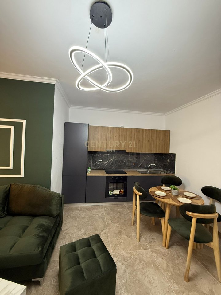 Apartment 1+1 with storage and parking for sale at Shkembi Kavajes!