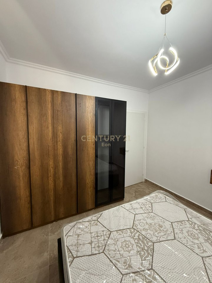 Apartment 1+1 with storage and parking for sale at Shkembi Kavajes!