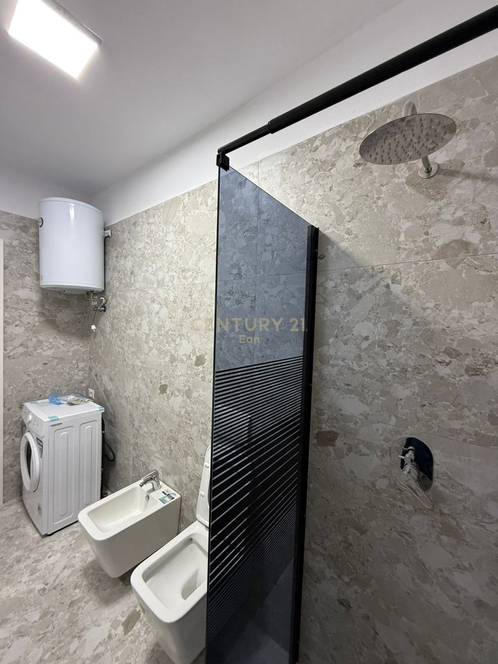 Apartment 1+1 with storage and parking for sale at Shkembi Kavajes!