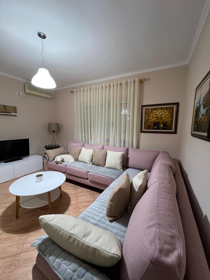 JAPIM ME QIRA APARTAMENT 2+1, ALI DEMI