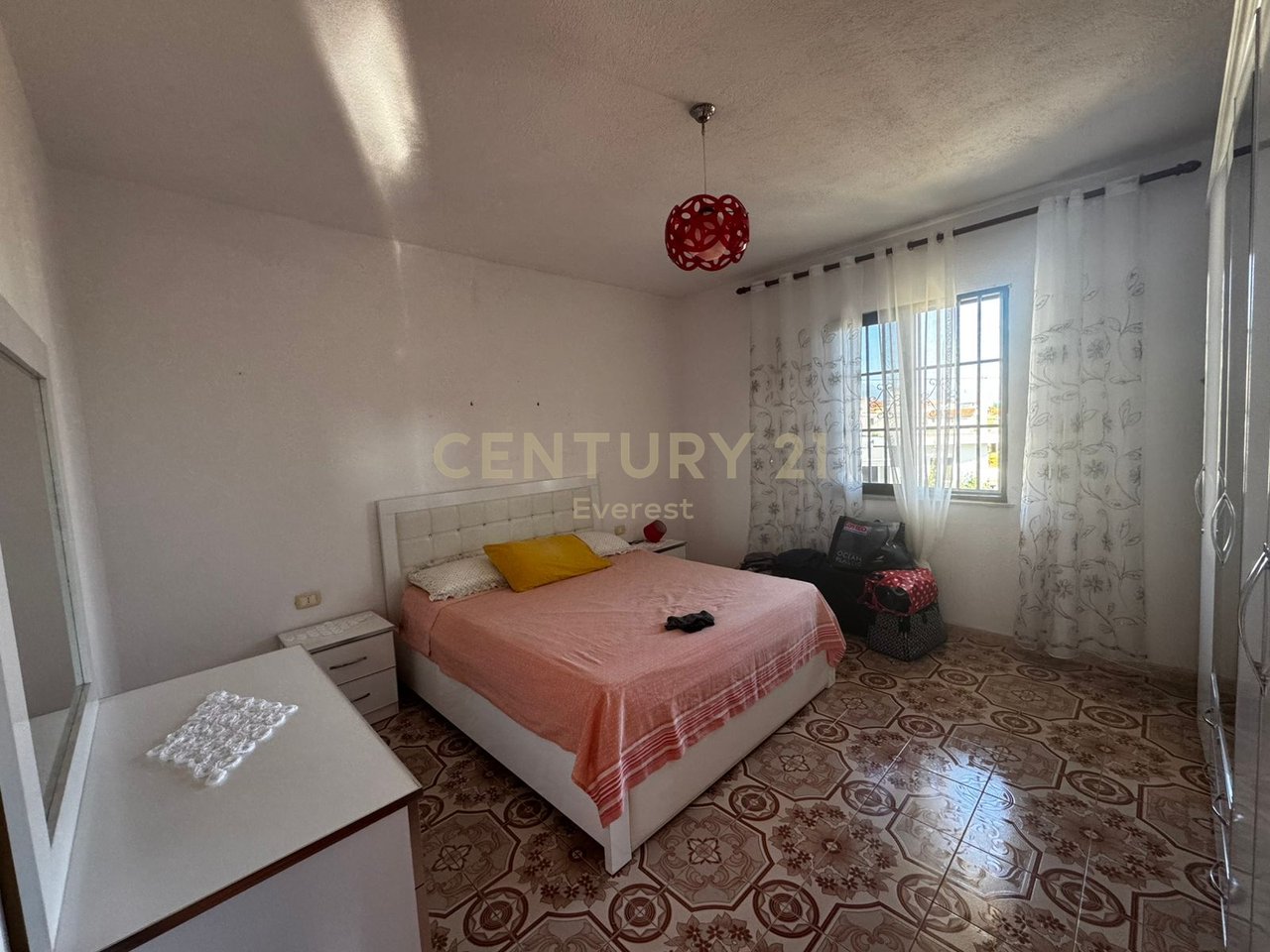 ALUNA COMPLEX PASS, 2+1 APARTMENT + PARKING FOR RENT