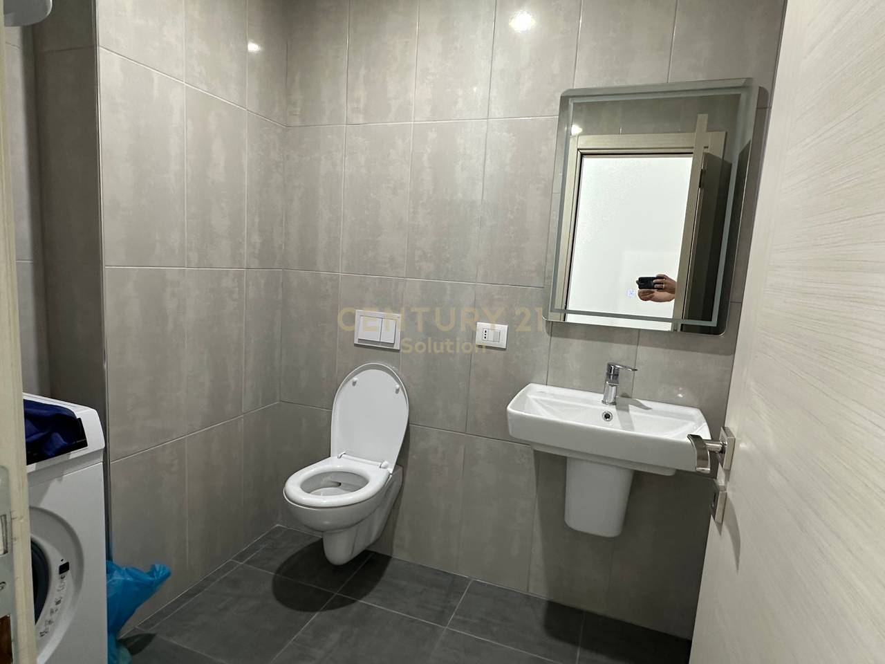 FOR RENT 2+1+2 APARTMENT WITH TOILETS ON TEODOR KEKO STREET