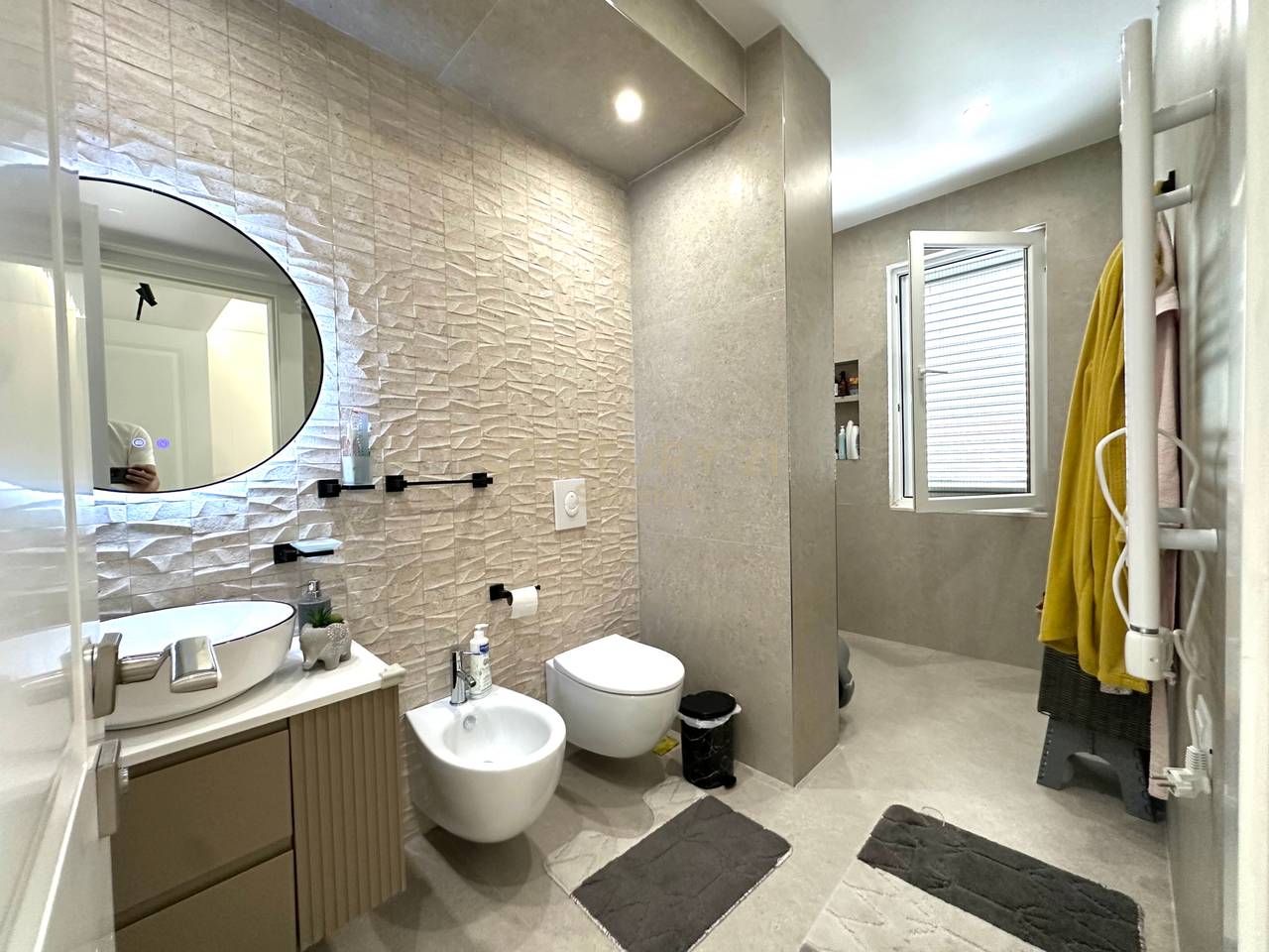 APPARTAMENTO 3+1+2 IN VENDITA RESIDENCE KODRA E DIELLIT 1!