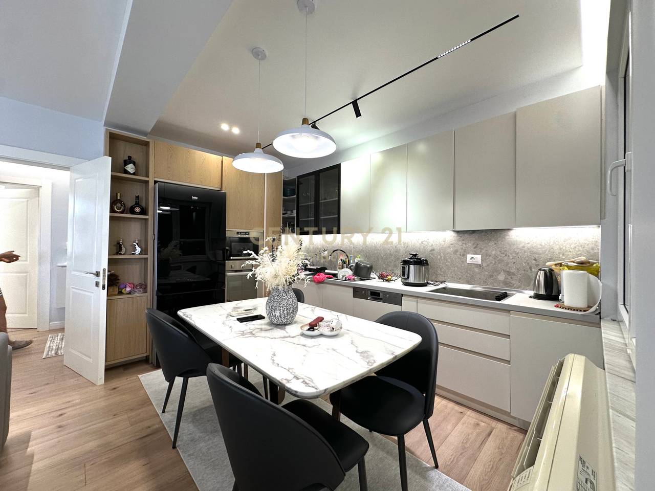 APPARTAMENTO 3+1+2 IN VENDITA RESIDENCE KODRA E DIELLIT 1!