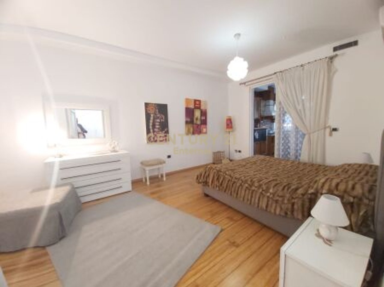 Apartament 3+1 tek kompleksi 'Laguna Blue' Qerret