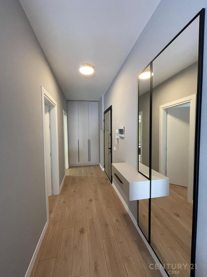 APARTMENT 1+1 WITH PARKING SPACE FOR RENT NEAR THE NEW MARKET
