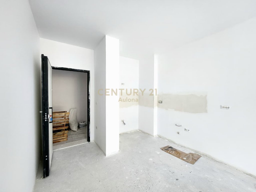 Apartament Modern për Shitje pranë Lungomare 1