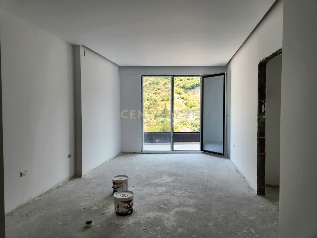 Apartament Modern për Shitje pranë Lungomare 1