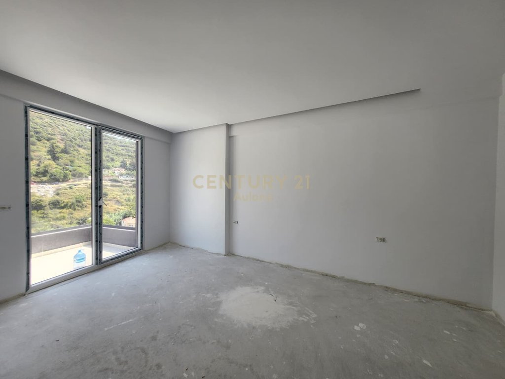 Apartament Modern për Shitje pranë Lungomare 1