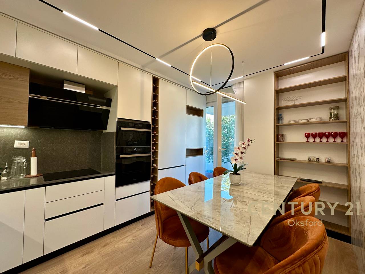 Esclusivo! Duplex moderno in affitto vicino al Lago Artificiale Secco!