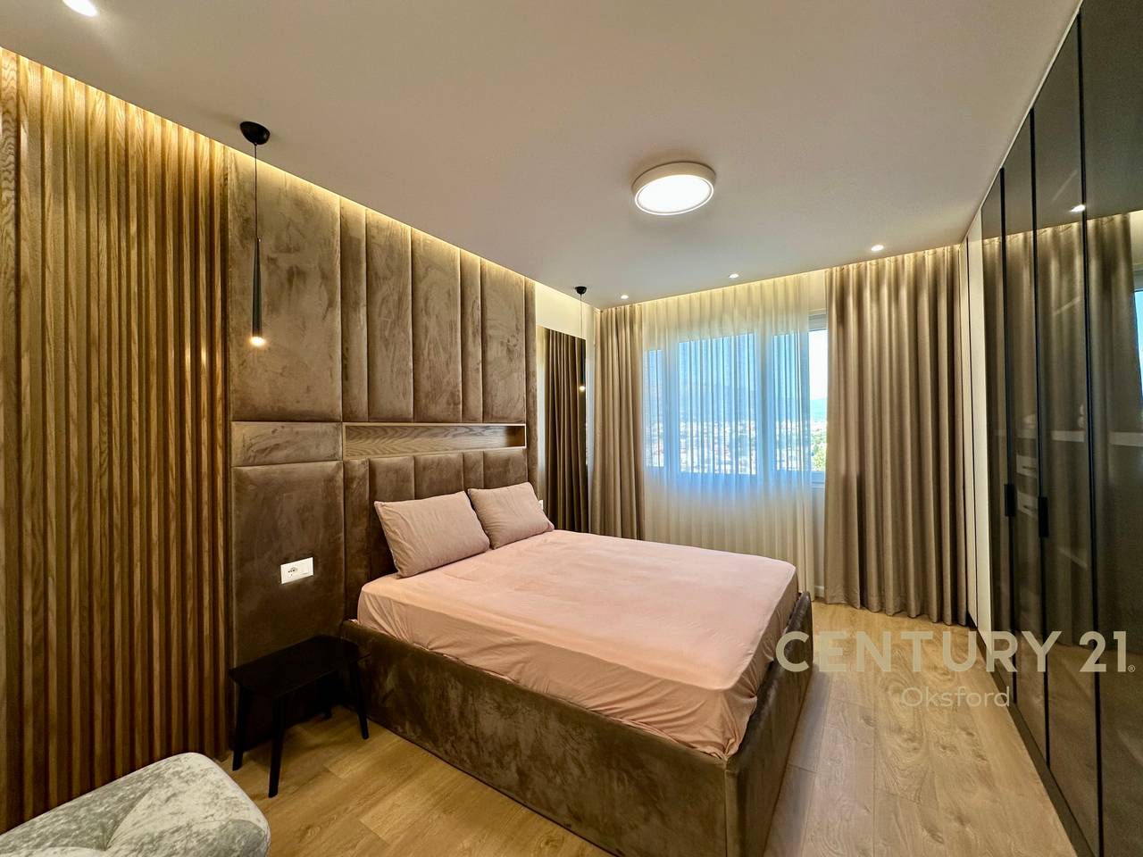 Esclusivo! Duplex moderno in affitto vicino al Lago Artificiale Secco!