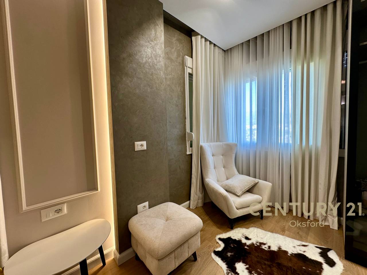 Esclusivo! Duplex moderno in affitto vicino al Lago Artificiale Secco!