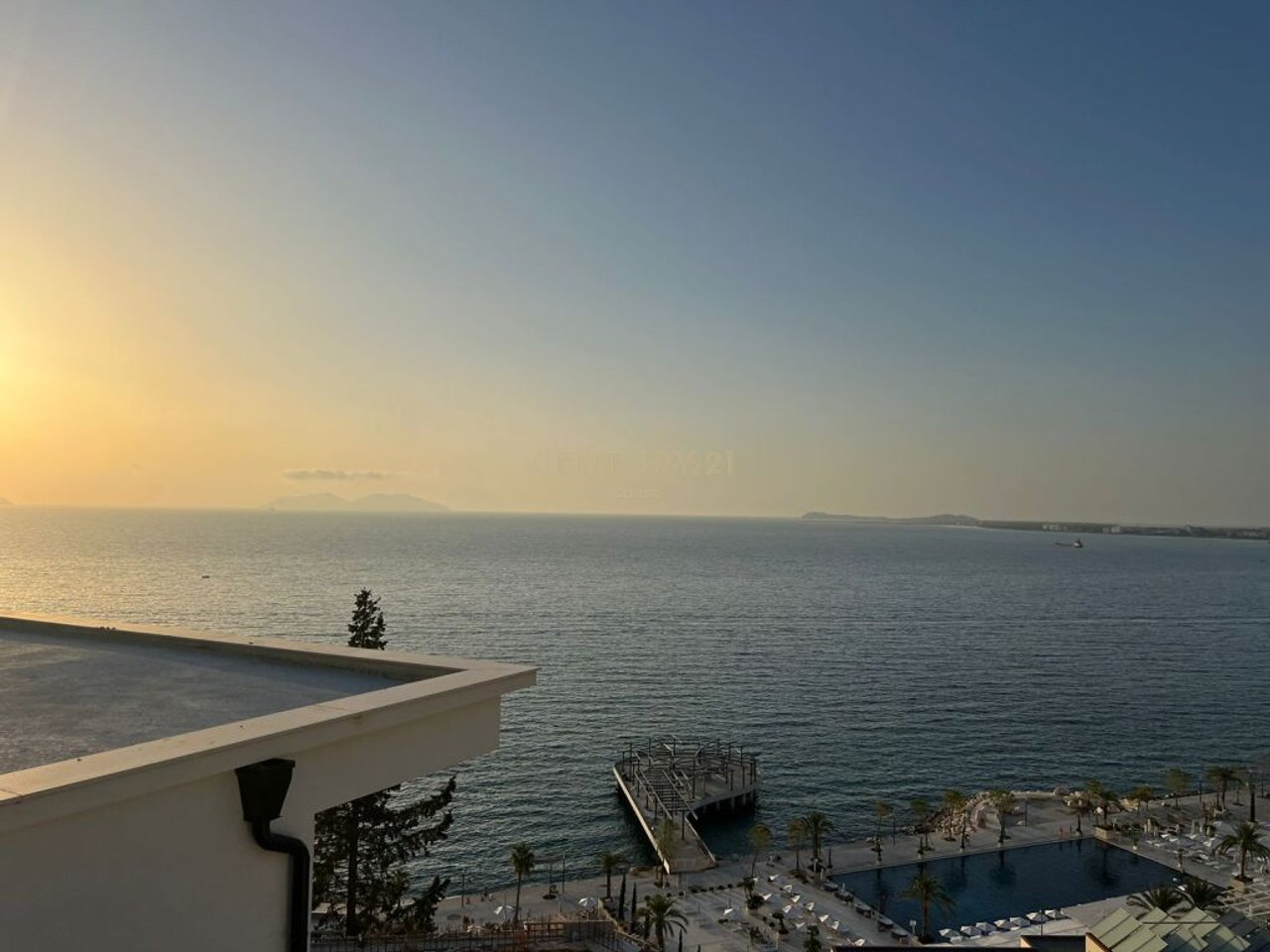 EKSKLUZIVE!!! SHITET APARTAMENT 1+1  , NE UJE TE FTOHTE VLORE !